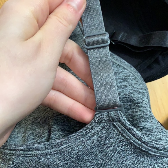 Set of 2 PUMA sports bras NWOT - Picture 5 of 5